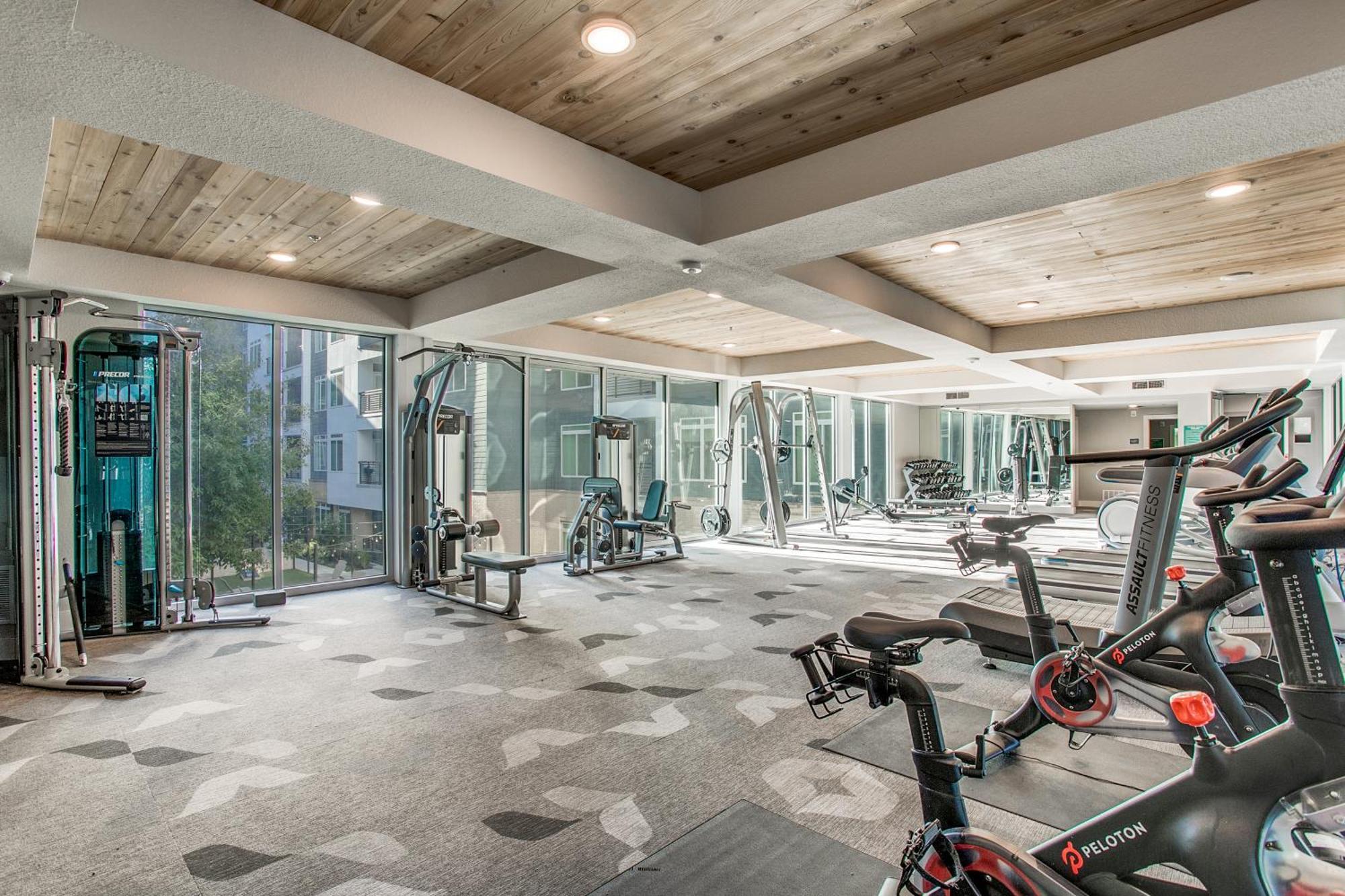 Lush Downtown Condo On Riverwalk W King Ste, Free Parking, Pet Friendly, Centrally Located On Riverwalk 샌안토니오 외부 사진