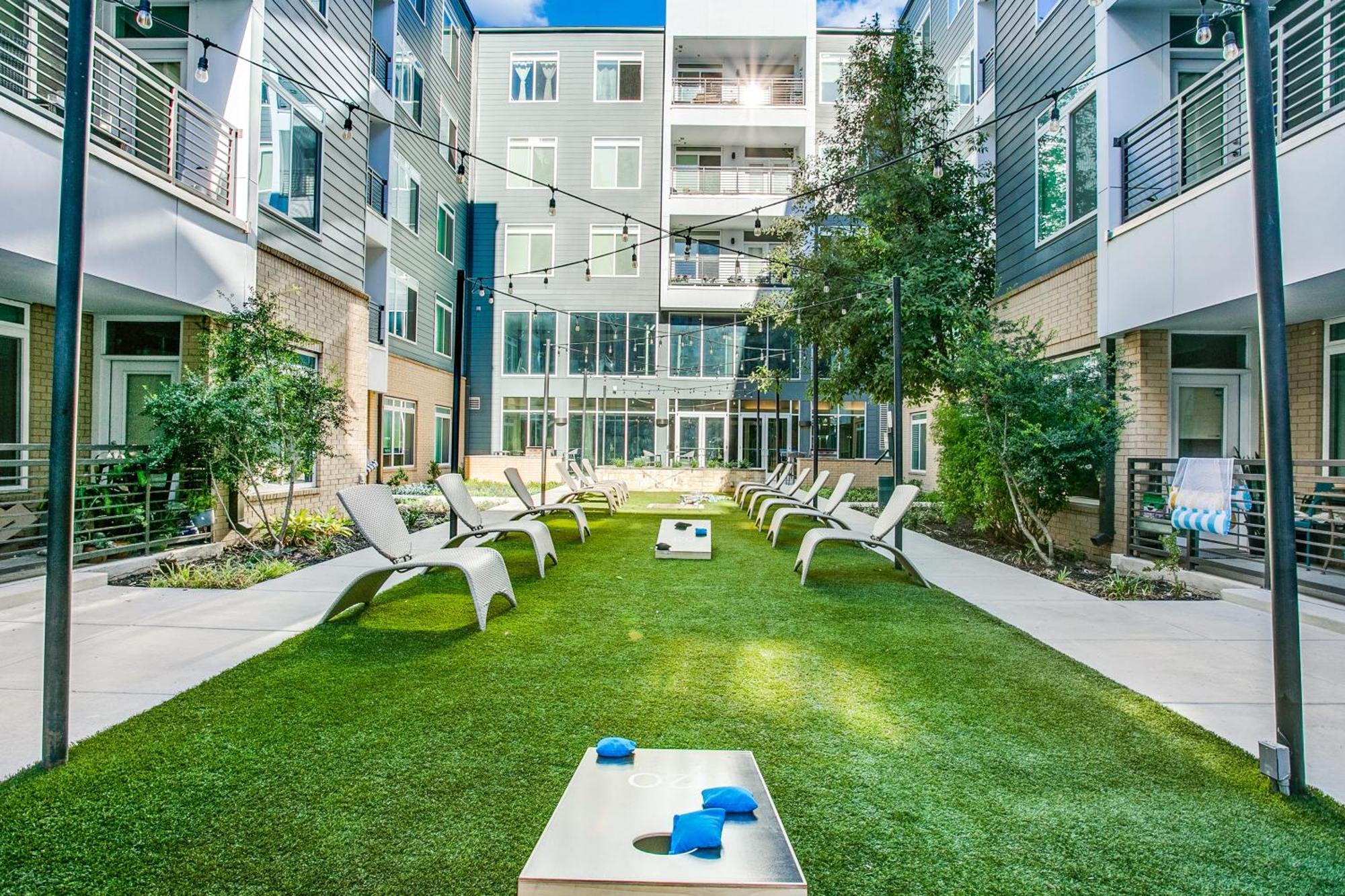 Lush Downtown Condo On Riverwalk W King Ste, Free Parking, Pet Friendly, Centrally Located On Riverwalk 샌안토니오 외부 사진
